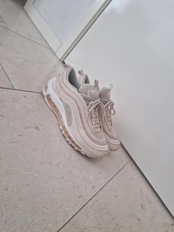 Nike air max 97 maat 39, 25cm,  beige roze  beschikbaar voor biedingen