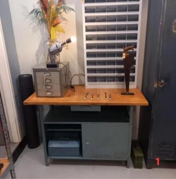 Industriële buitenkeuken - vintage werkbank - kookeiland beschikbaar voor biedingen