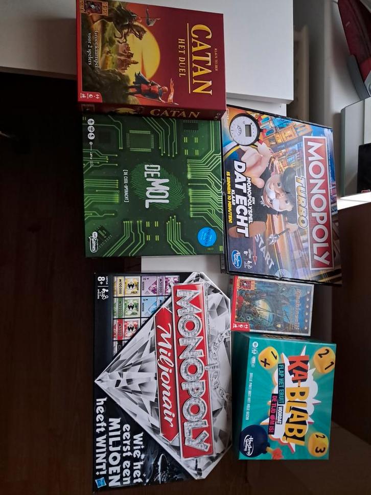 Spelletjes NIEUW en gebruikte, Hobby en Vrije tijd, Gezelschapsspellen | Bordspellen, Gebruikt, Een of twee spelers, Drie of vier spelers