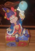 spaarpot van een stripfiguur op een schatkist., Ophalen of Verzenden, Gebruikt, Overige typen