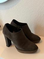 Schoenen, Ophalen, Zo goed als nieuw