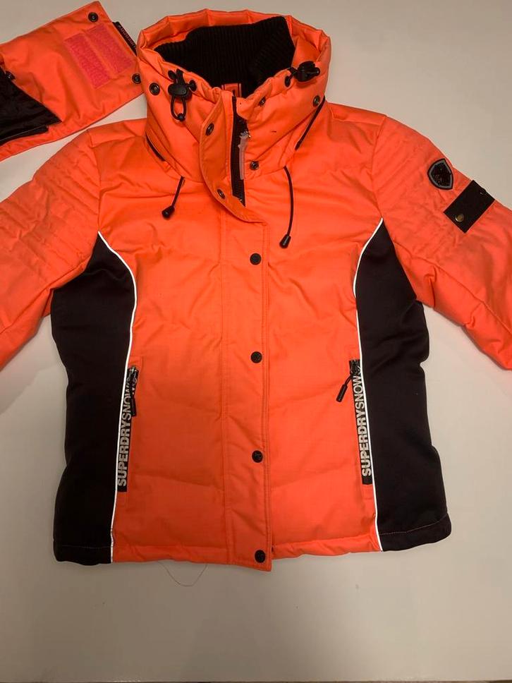 Superdry Ski Jas Dames Maat L, Kleding | Dames, Wintersportkleding, Zo goed als nieuw, Jack, Maat 42/44 (L), Ophalen of Verzenden