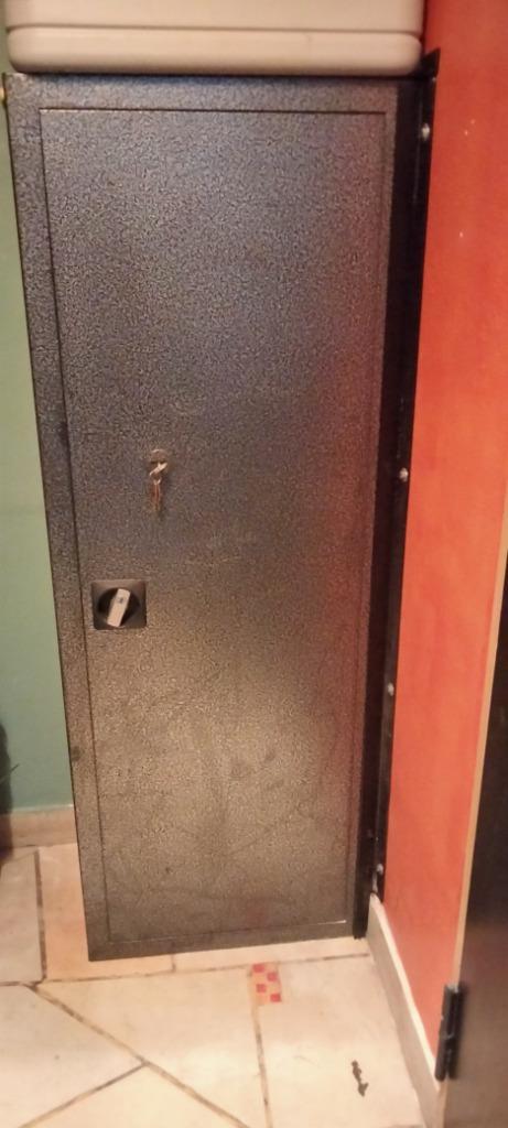 NU €350,-     Wapenkluis 8 geweren - Hunter Safe, Huis en Inrichting, Brandblussers en Brandkasten, Zo goed als nieuw, Ophalen