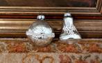 2 Antieke tinsel kerstballen kerstklokje, Diversen, Kerst, Ophalen of Verzenden