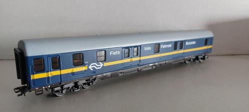 Internationaal Fiets / Bagage Rijtuig van Marklin Nieuw (04), Hobby en Vrije tijd, Modeltreinen | H0, Nieuw, Wagon, Wisselstroom