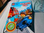tijdschrift lego city in de grote stad boek maandblad, Boeken, Ophalen of Verzenden, Zo goed als nieuw, Overige typen