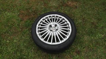 Alfa Romeo Mito velgen origineel met zomerbanden 17 inch beschikbaar voor biedingen
