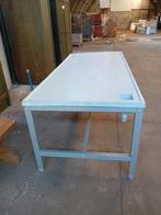 Werktafel polyester  aluminium frame met water afvoer, Gebruikt, Rechthoekig, Ophalen of Verzenden, 75 cm of meer