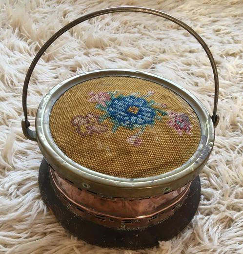 Antieke koperen stoof voetenwarmer met hengsel, Antiek en Kunst, Antiek | Koper en Brons, Koper, Ophalen of Verzenden