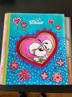 Diddle verzameling in map, Verzamelen, Diddl, Ophalen of Verzenden, Diddl, Gebruikt, Papier, Kaart of Schrift