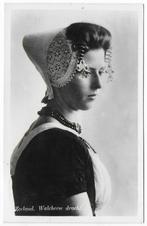 Zeeland Walcheren dracht  oude gelopen ansichtkaart B6647, Ophalen of Verzenden, 1920 tot 1940, Gelopen, Zeeland