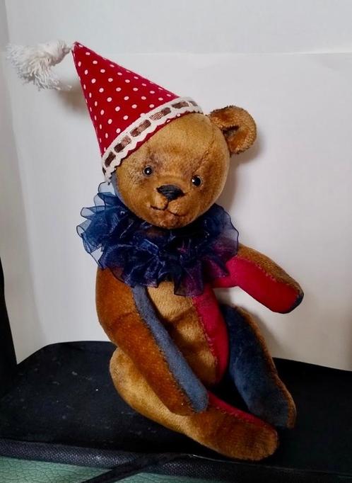 Teddybeertje driekleurig NIEUW van de auteur, Verzamelen, Beren en Cherished Teddies, Nieuw, Stoffen beer, Overige merken, Ophalen of Verzenden