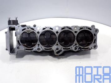 cilinder en zuigers voor de Yamaha R1 2004 - 2006 RN12 cilin beschikbaar voor biedingen