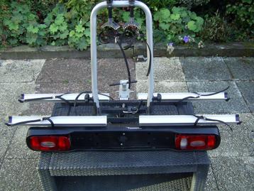 Stabiele kantelbare Twinny Load e-Carrier Base fietsendrager beschikbaar voor biedingen