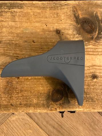 Wand montage houder voor mirco step / scooter beschikbaar voor biedingen