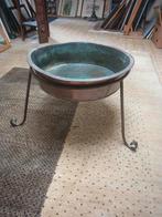 Koperen bak met ijzeren onderstel bloemenbak, Ophalen