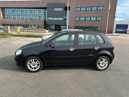 Leuke Volkswagen Polo 1.2 12 V Black Edition Airco 1 JR APK, Auto's, Volkswagen, Particulier, Polo, ABS, Airbags, Airconditioning