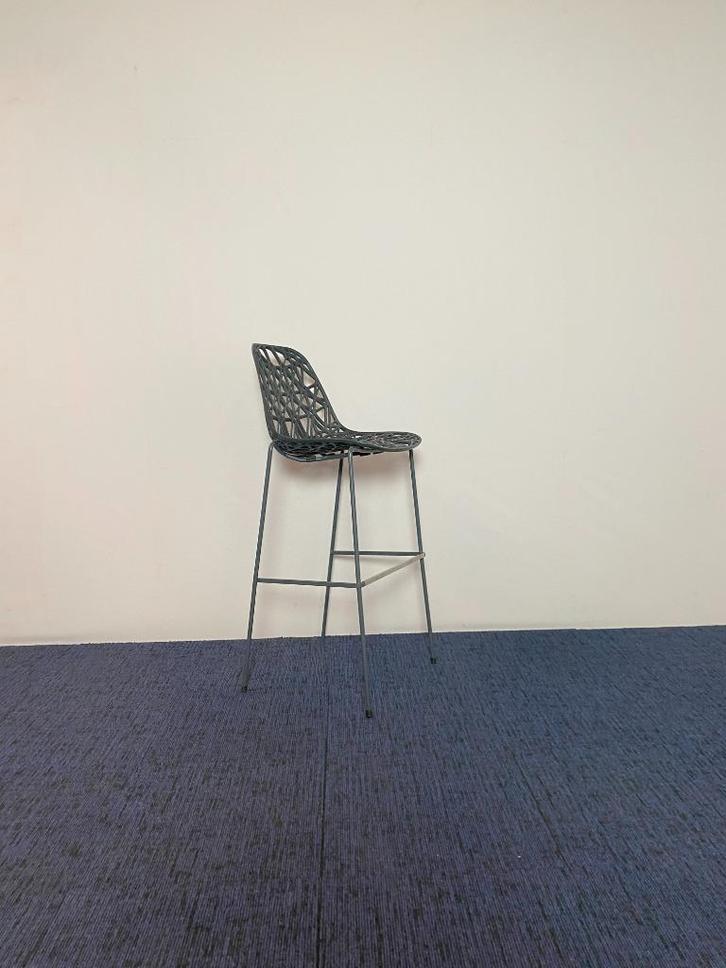 7 x Barkruk Crassevig Nett 82 - kunststof - antraciet, Huis en Inrichting, Barkrukken, Gebruikt, 60 tot 90 cm, Kunststof, Metaal