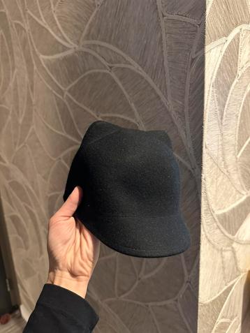 Zara hoedje pet met oren | nieuw fashion 2024 beschikbaar voor biedingen