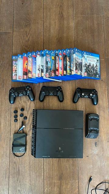 Playstation 4 - 500GB + 1TB SSD - 16 games beschikbaar voor biedingen