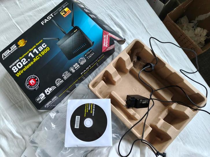 Asus RT-AC68U wifi router – laatste hw rev – zeer stabiel, Computers en Software, Routers en Modems, Gebruikt, Router, Ophalen of Verzenden