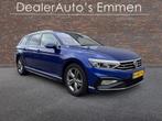 Volkswagen Passat Variant 1.5 TSI R-LINE PANODAK VIRTUAL LED, Auto's, Volkswagen, 730 kg, 4 cilinders, 150 pk, Blauw