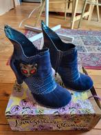 Irregular Choice katten enkellaarsjes maat 40, Kleding | Dames, Schoenen, Ophalen of Verzenden, Gedragen, Zwart