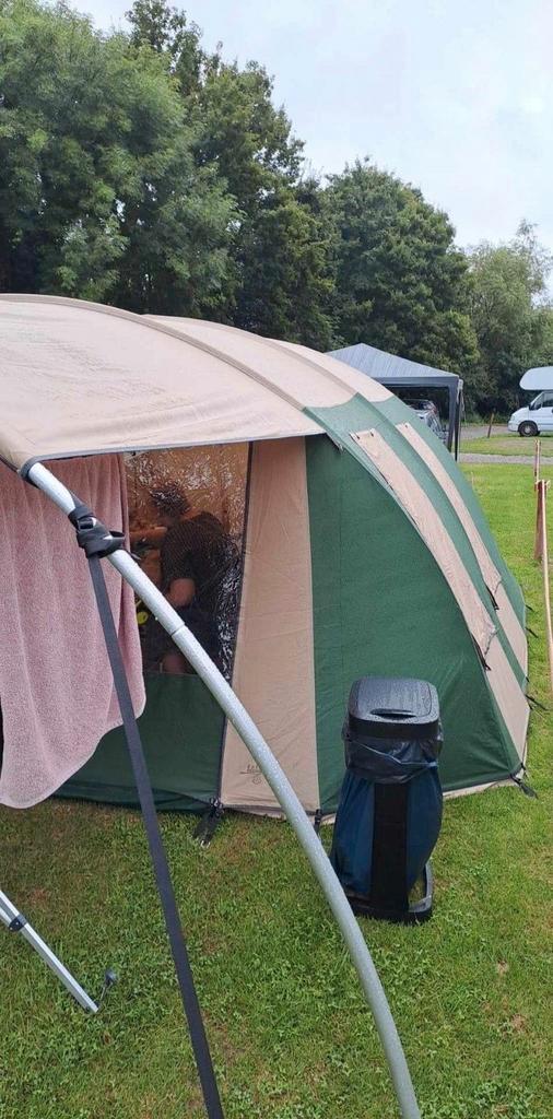 Falco Zeearend 4-persoons tent - Compleet & Waterdicht, Caravans en Kamperen, Tenten, Ophalen