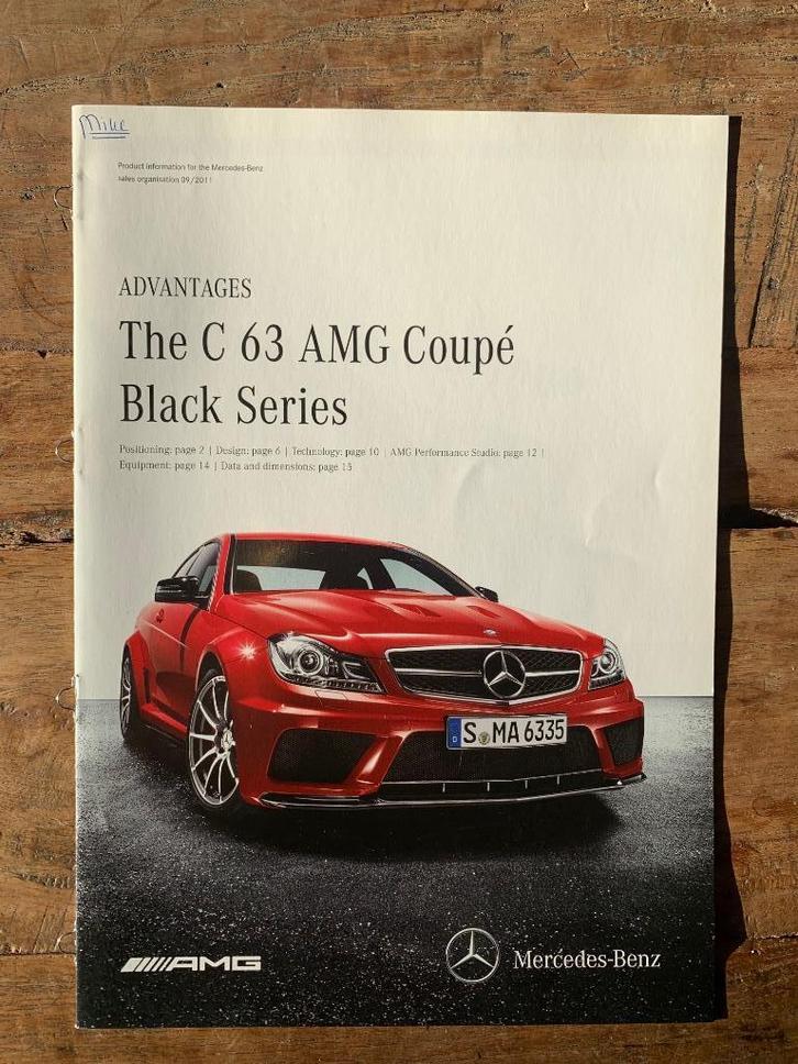 Product info Mercedes-Benz C 63 AMG Coupe Black Series 2011, Boeken, Auto's | Folders en Tijdschriften, Zo goed als nieuw, Mercedes