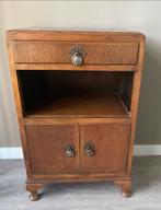 Vintage Houten klein kastje, Huis en Inrichting, Kasten | Dressoirs, Ophalen, Minder dan 50 cm, Gebruikt, Eikenhout
