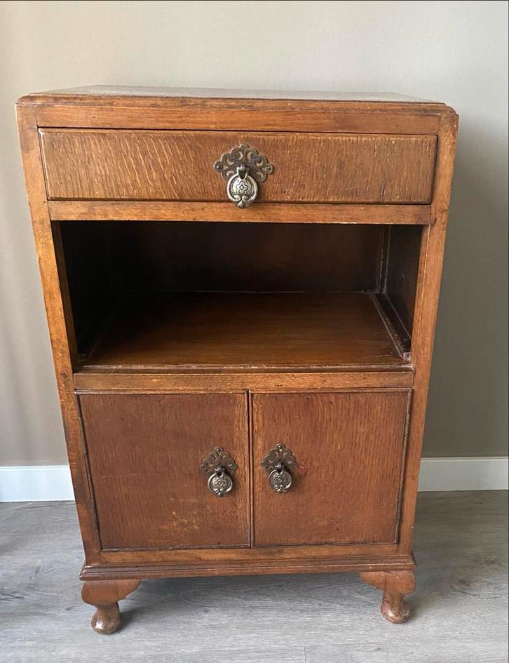 Vintage Houten klein kastje, Huis en Inrichting, Kasten | Dressoirs, Gebruikt, Minder dan 50 cm, 25 tot 50 cm, Met lade(s), Eikenhout