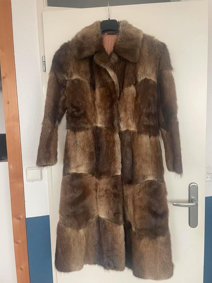Vintage  bontjas maat 40., Kleding | Dames, Jassen | Winter, Gedragen, Maat 38/40 (M), Bruin, Ophalen of Verzenden