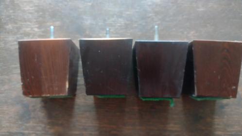 4 Houten Meubelpoten Vierkant Bruin, Huis en Inrichting, Tafelonderdelen, Gebruikt, Tafelpoot, Minder dan 50 cm, Minder dan 50 cm