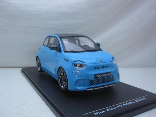 Fiat Abarth 500E 2024 1:18 IXO/MCG, Hobby en Vrije tijd, Modelauto's | 1:18, Nieuw, Auto, Overige merken, Ophalen of Verzenden