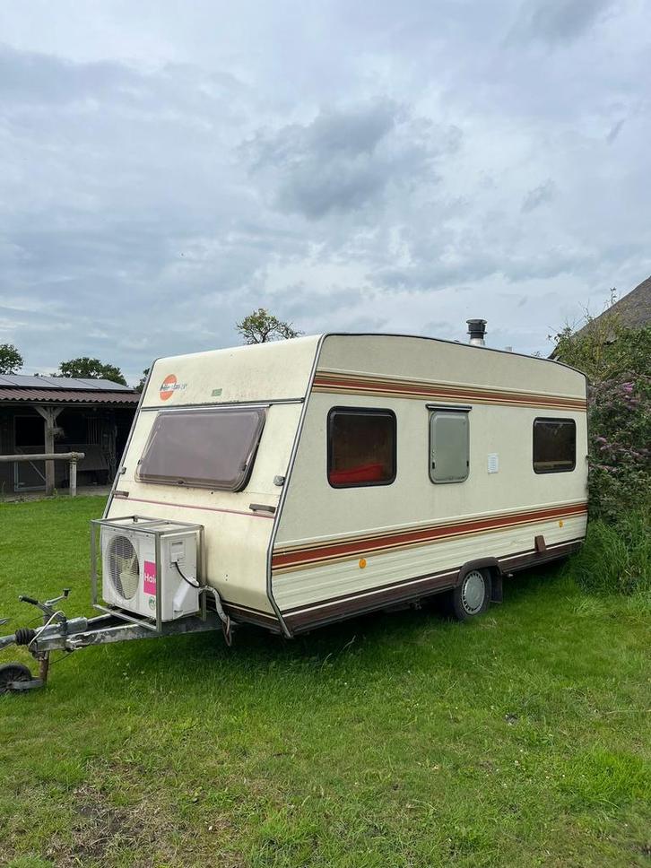 Caravan Burstner tr koop, Caravans en Kamperen, Caravans, Particulier, tot en met 4, Rondzit, Bürstner, Airco, Ophalen
