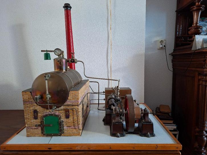 Een hele mooie Stoommachine, Antiek en Kunst, Antiek | Speelgoed, Ophalen of Verzenden
