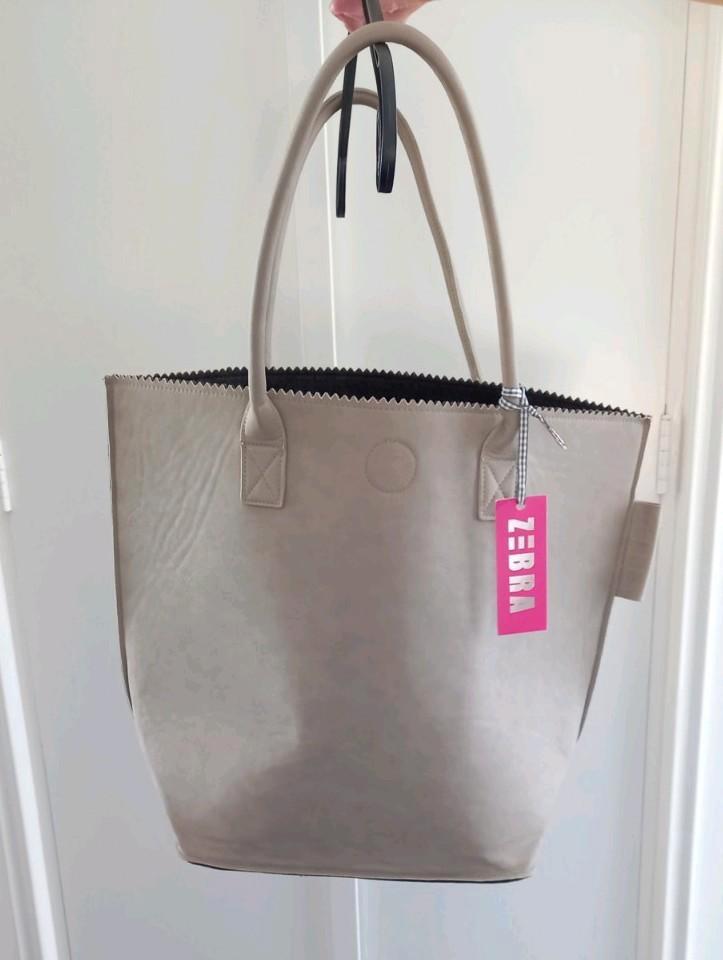 Zebra Shopper, Sieraden, Tassen en Uiterlijk, Tassen | Damestassen, Zo goed als nieuw, Shopper, Beige, Ophalen of Verzenden