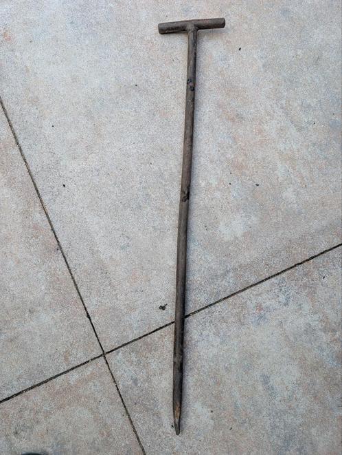 Vintage Stalen Grondpen met T-Handvat, Antiek en Kunst, Antiek | Gereedschap en Instrumenten, Ophalen