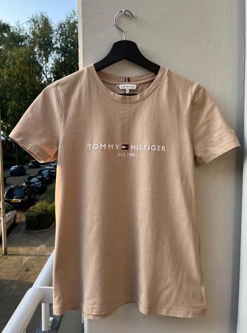Tommy Hilfiger Beige T-Shirt, Kleding | Dames, T-shirts, Zo goed als nieuw, Maat 34 (XS) of kleiner, Beige, Korte mouw, Ophalen of Verzenden
