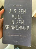 Als een vlieg in een spinnenweb - Mark Smit, Ophalen of Verzenden, Gelezen