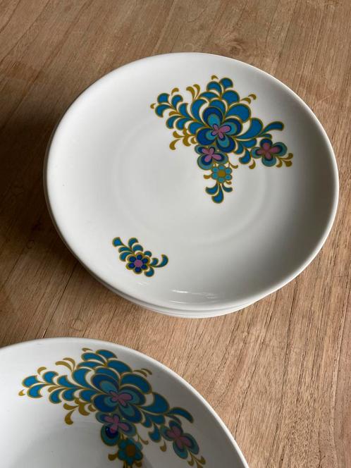 Vintage porselein van arzberg hutschenreuther, Huis en Inrichting, Keuken | Servies, Zo goed als nieuw, Bord(en), Overige stijlen