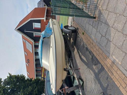 Beekman delta 442 opknapper, Watersport en Boten, Speedboten, Gebruikt, 3 tot 6 meter, Benzine, Minder dan 70 pk, Polyester, Buitenboordmotor