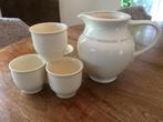 servies - KAN écru + 4 bekers - NIEUW  , Nieuw, Ophalen of Verzenden, Overige stijlen, Kop(pen) en/of Schotel(s)