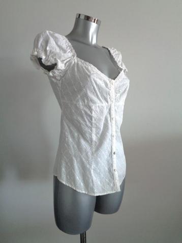 Benetton broderie blouse, maat small, nieuw met kaartjes beschikbaar voor biedingen