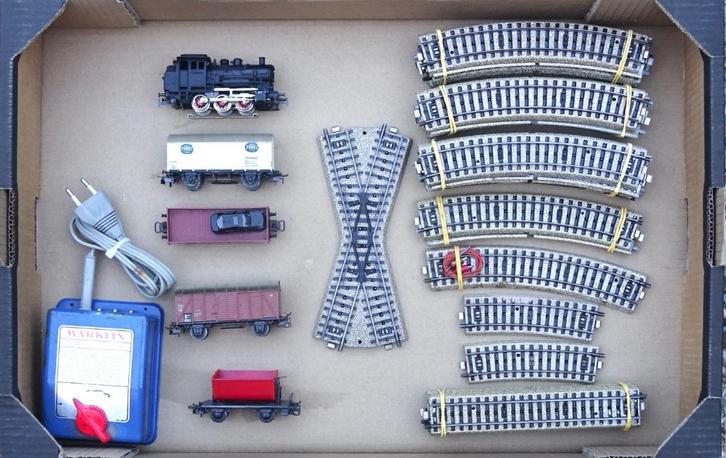 Marklin treinset met kruising en railovalen, Hobby en Vrije tijd, Modeltreinen | H0, Gebruikt, Treinset, Wisselstroom, Märklin