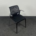 Vitra Medaslim Vergaderstoel - Met Armleggers 25357, Ophalen, Gebruikt, Zwart, Eén