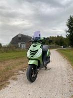 Zip 4 takt 50 cc zonder 123, Fietsen en Brommers, Scooters | Piaggio, Ophalen of Verzenden, Zo goed als nieuw, Zip