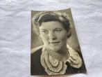 Vintage Foto van Vrouw, Apeldoorn, Gebruikt, Foto, Ophalen of Verzenden, Voor 1940