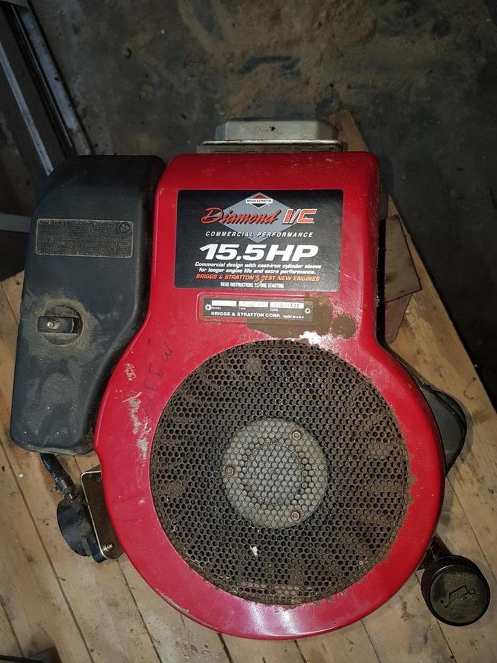 Briggs en Statton motor 15.5 pk loop sloop opknapper onderde, Tuin en Terras, Zitmaaiers, Gebruikt, Ophalen
