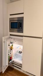 Complete Keuken + Apparatuur (Alleen op 23 dec op te halen), Ophalen, Zo goed als nieuw, Wit